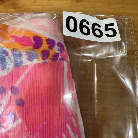 Lilly Pulitzer Buttercup Shorts Size 8 Balleta Hot Pink Starfish Scalloped - Picture 10 of 10